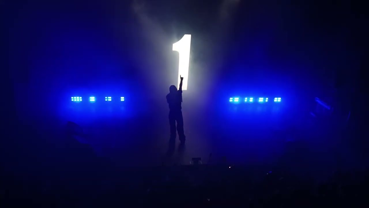 Joost Klein, 1 - Live at Fållan, Stockholm