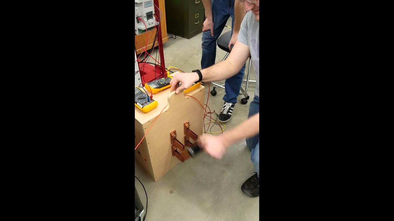 The Flash - Field Flashing for a Synchronous Generator University of Idaho Senior Design 2015-2016