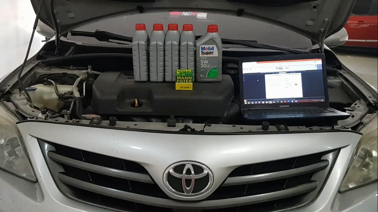 Troca de óleo e filtro de óleo do motor do Corolla 2.0 16v 2012