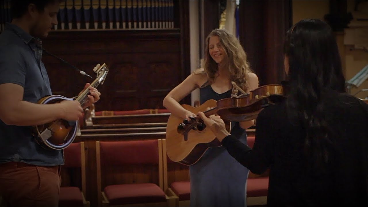 Lunenburg Moon - Terra Spencer featuring The Bombadils (Official Video)