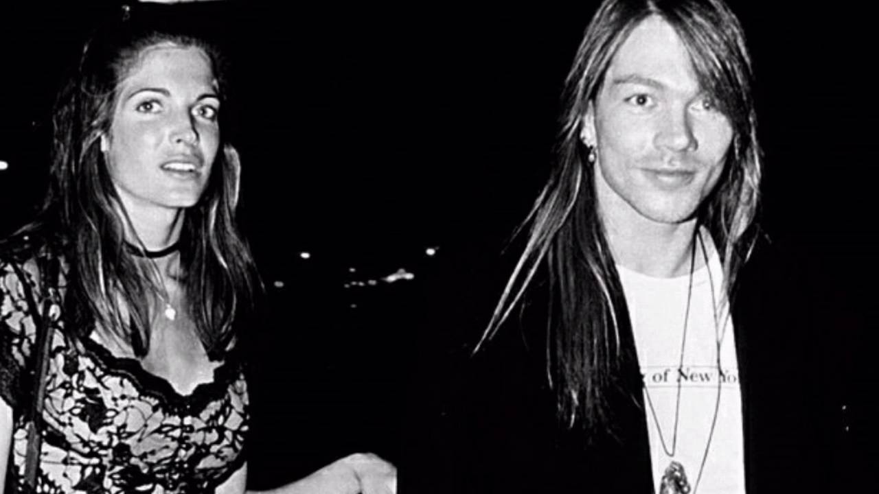 Axl Rose and Stephanie Seymour - Salvame