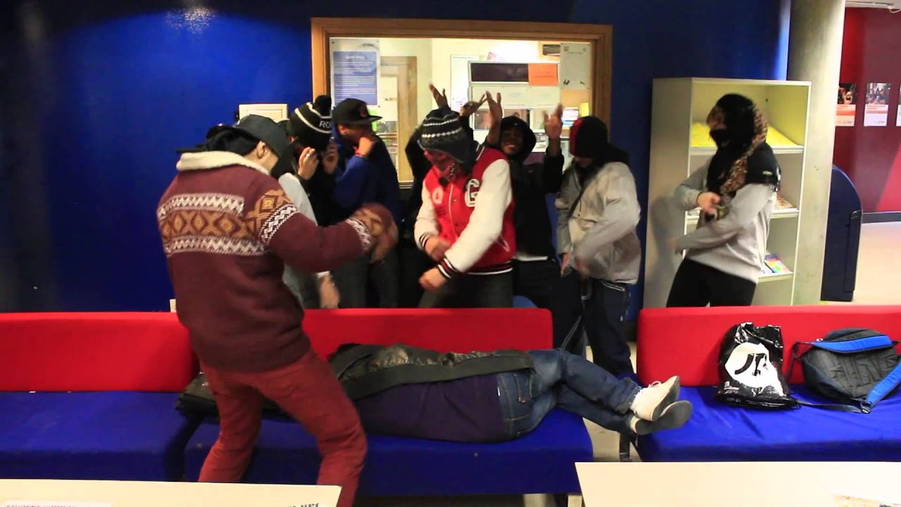 Harlem Shake - West Thames College Sleeping Beauty Version