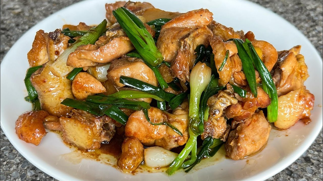 教你鸡肉怎样炒好吃，出锅外香里嫩，香气四溢，比饭店做的还好吃