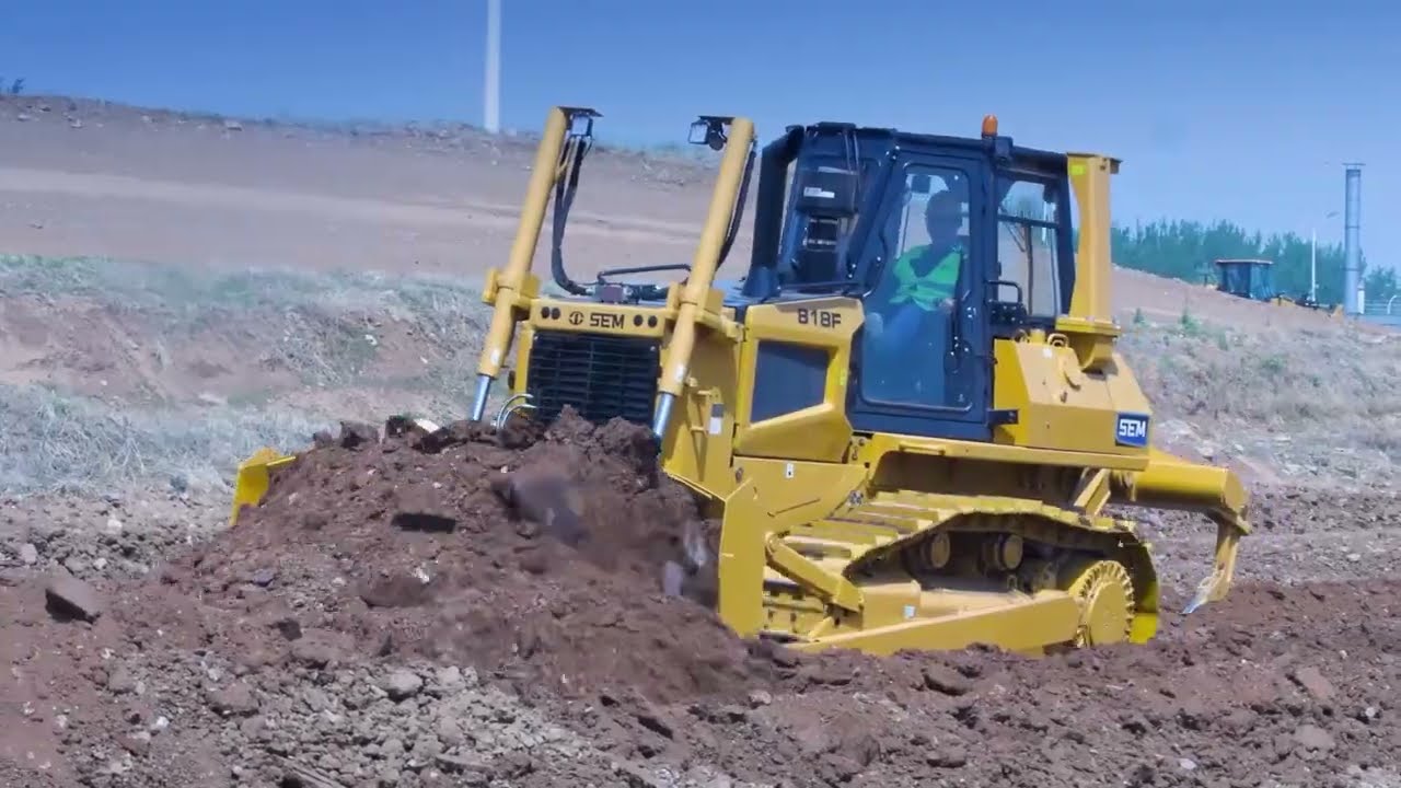 Descubre el nuevo tractor de orugas SEM 818F: potencia, comodidad y rendimiento Caterpillar