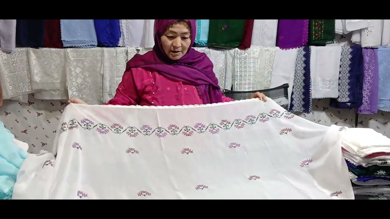 بهترین چادر های جیفون و شال هایی دست دوزی موجود است برای سفارش به وتساپ ما به تماس شوید 0785833144
