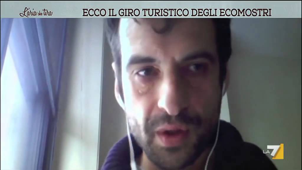 Ecco il giro turistico degli ecomostri