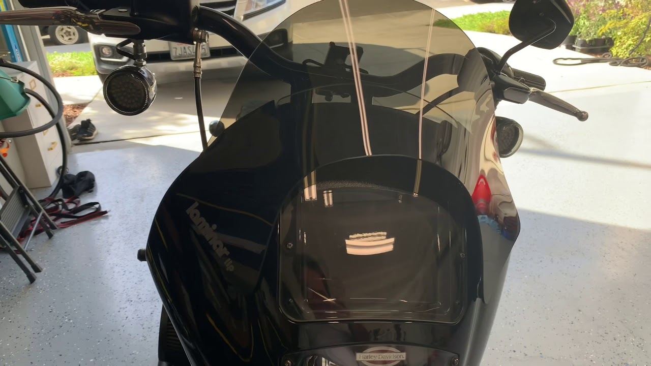 H-D quarter fairing laminar lip