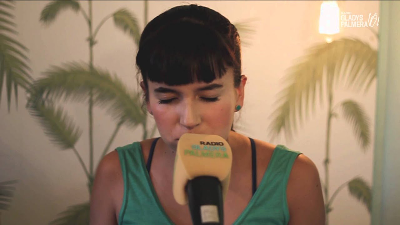 Pedrina y R&iacute;o - Malo