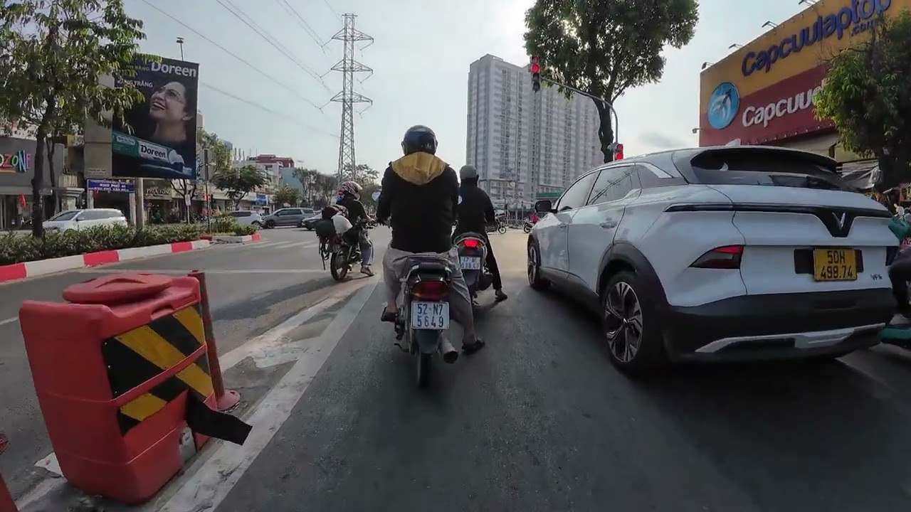 Ho Chi Minh (Saigon) 01.01.2026 (Scooter vibes in Saigon)