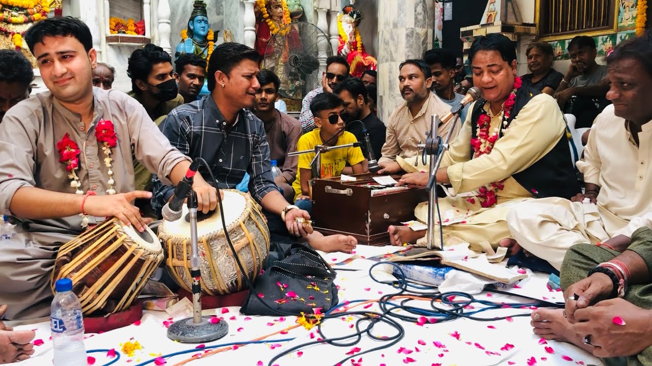 Bhajan Satsang Guru Shri Laadhu Raam Ji At Naval Ashram Guru Nandlal Jee And Kartik Kumar