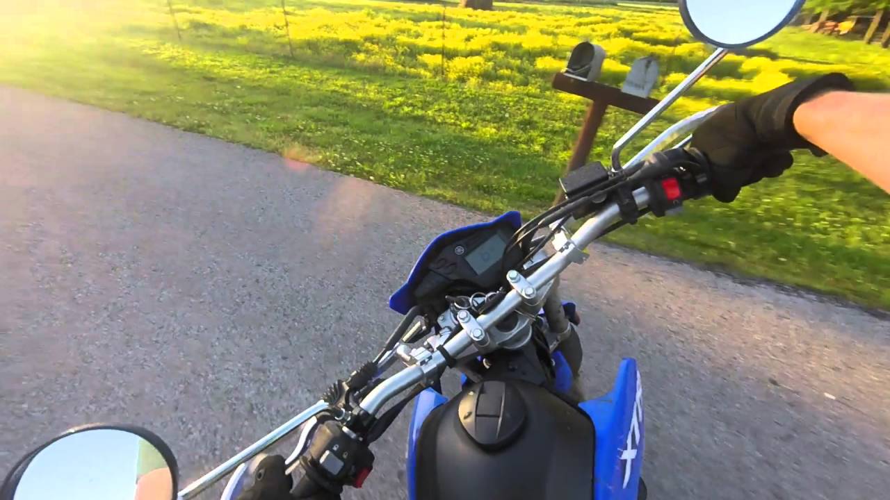 how to wheelie!/ Yamaha XT 250