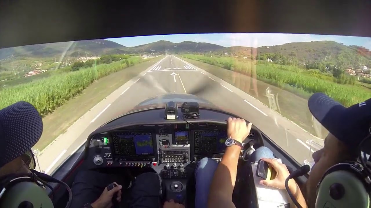 Isola d’Elba. Landing in Marina di Campo Airport LIRJ.