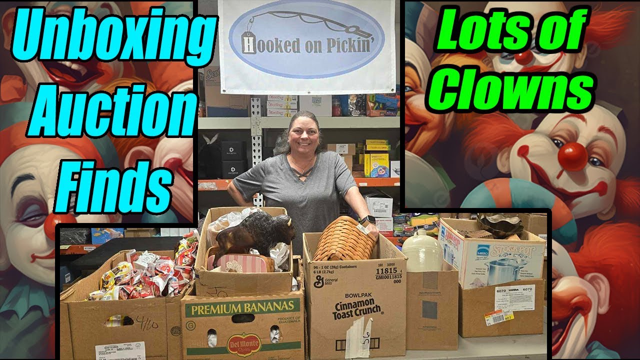 Unboxing Lots of Vintage Auction Items. We found Tons of Clowns Check them out.