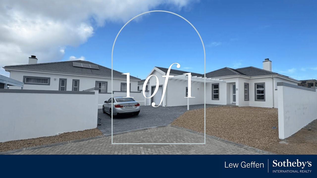 2 Bedroom House in Sought After Weskus Villas in Central Yzerfontein