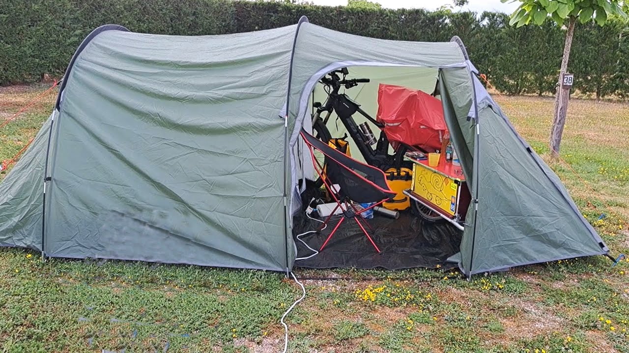 Tente et couchage en voyage à vélo.