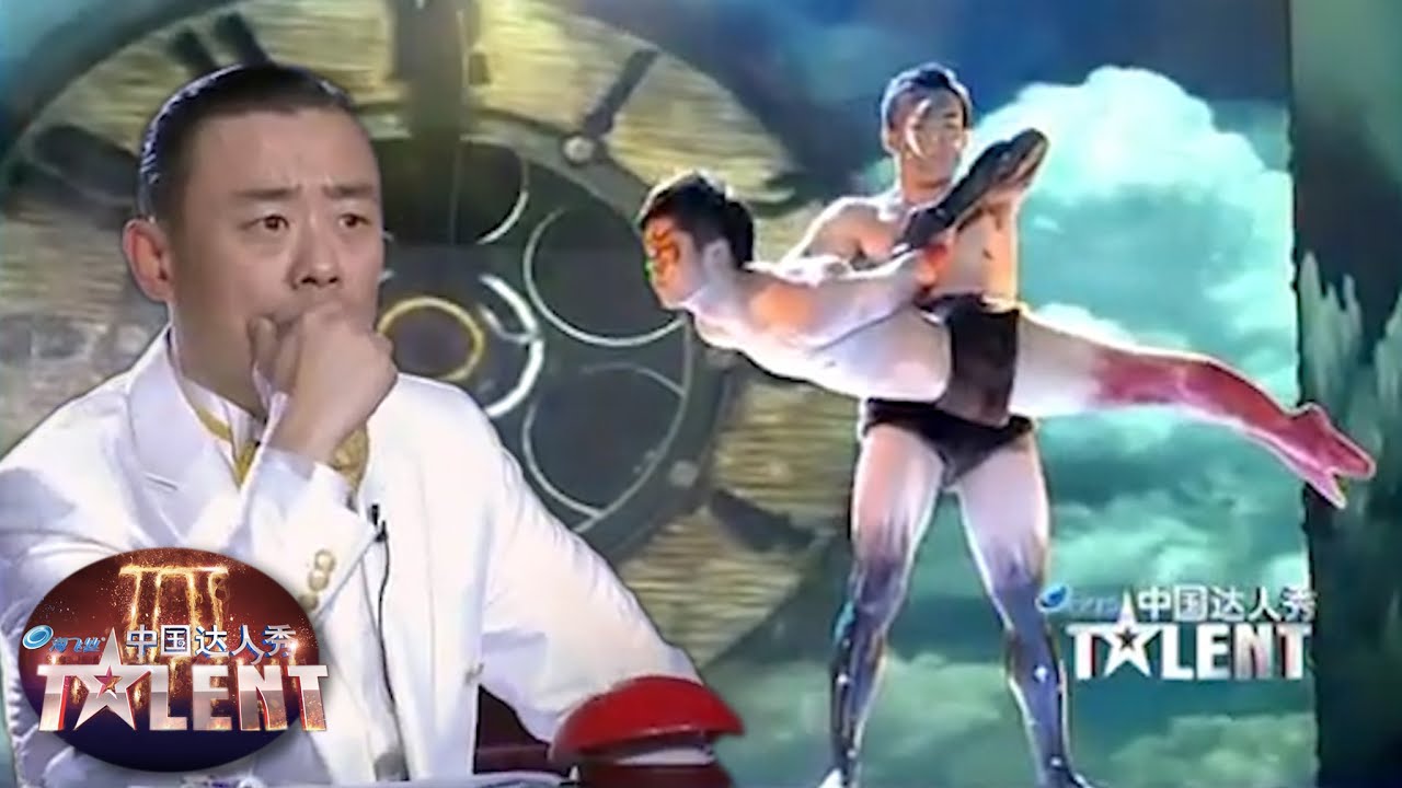 INCREDIBLE strength displayed by acrobatic duo! | China's Got Talent 2011 中国达人秀