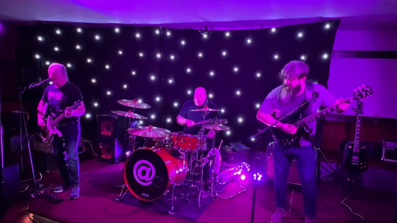 Mac3 @ The Marine, Saltburn