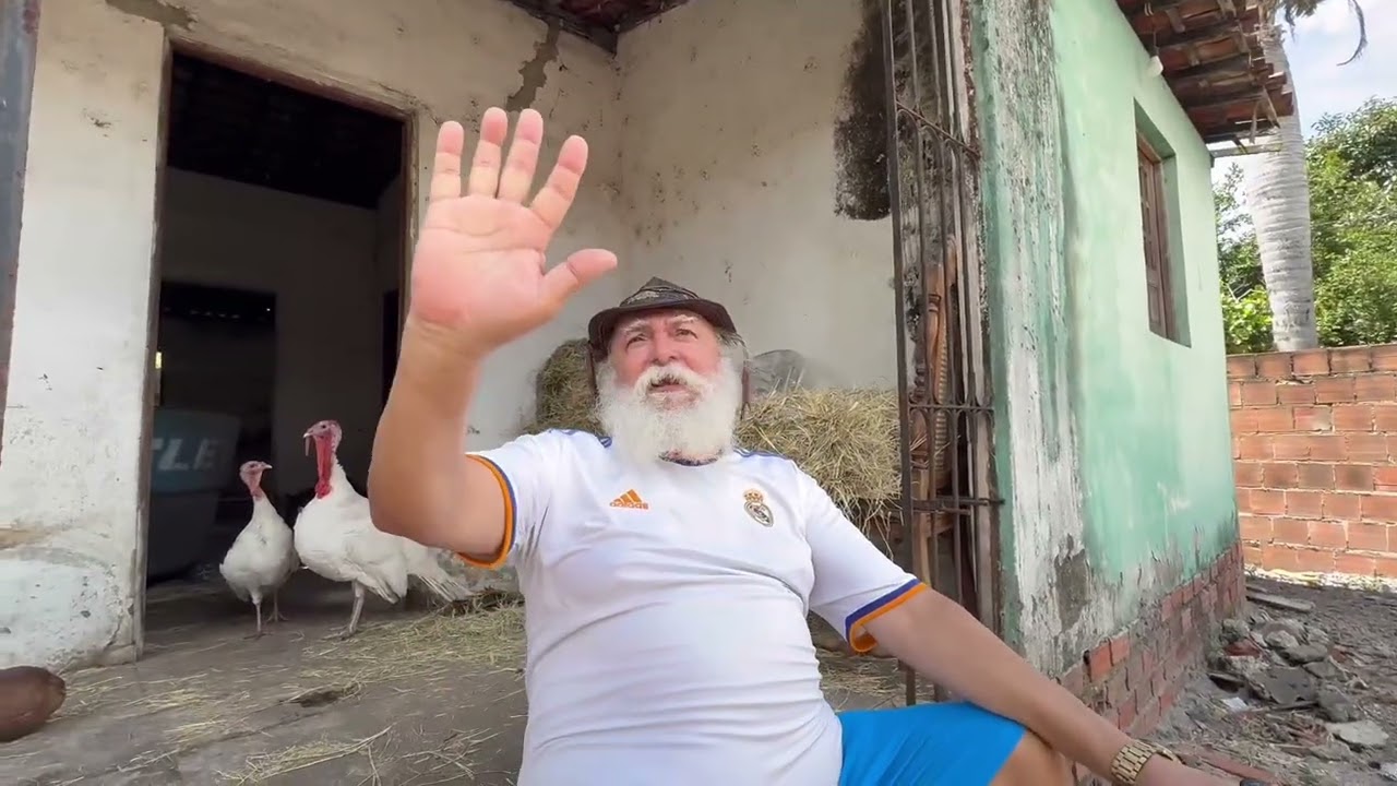 LUIZ DO SOM DISSE A MANETIKIN QUE ACHA QUE SERGINHO &Eacute; FR@nGO 