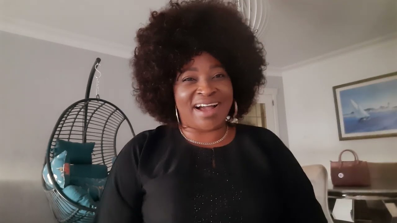 Cours de grande dame, les femmes Prenez soin de vous, Ndeko mwasi yekola bo Peto ya Nzoto nayo.