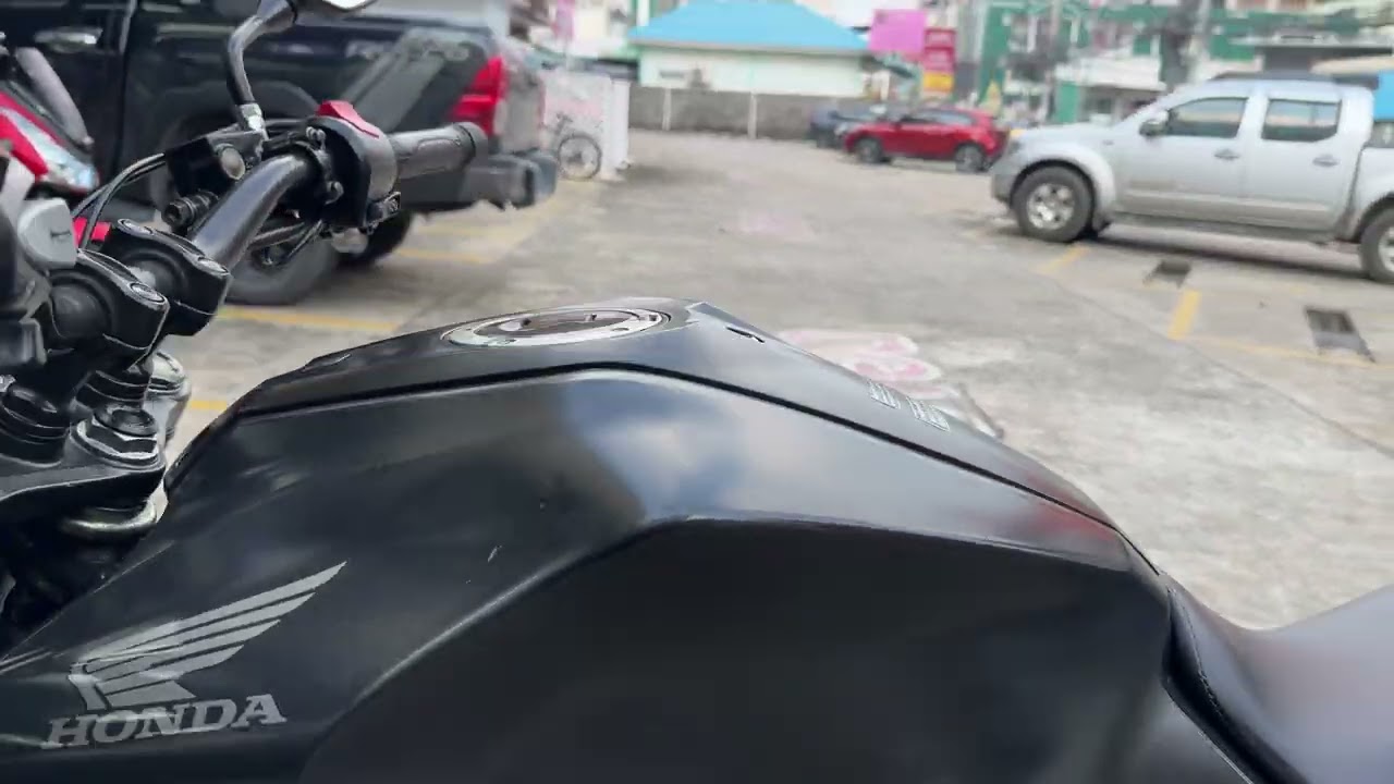 คลิปสดรีวิวรอบคันCB300R (2018)