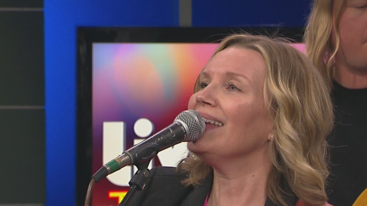 Carri Smithey Band performs live on FOX8: Part 2