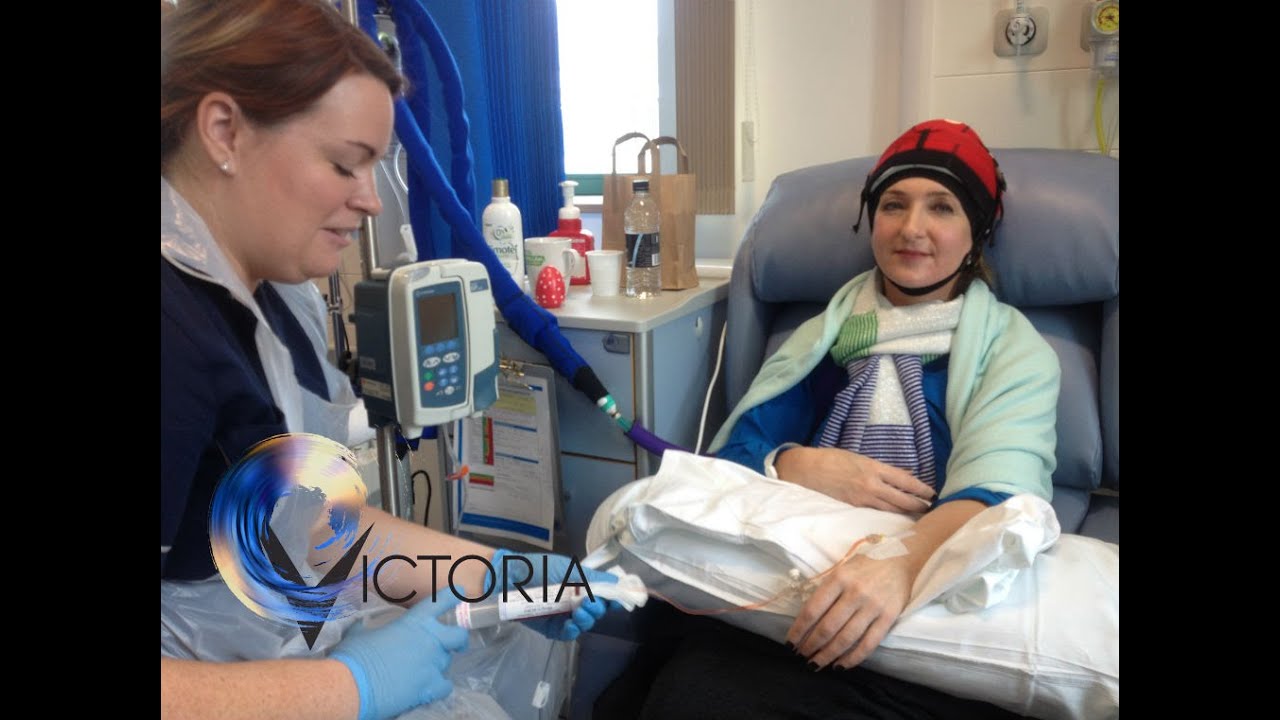 Victoria Derbyshire’s breast cancer video diary: Chemotherapy - BBC News