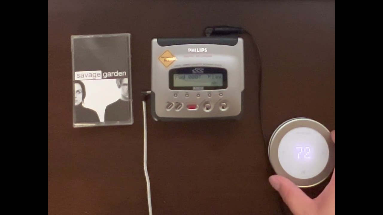 Philips DCC175 Digital Compact Cassette Recorder playing an analog compact cassette