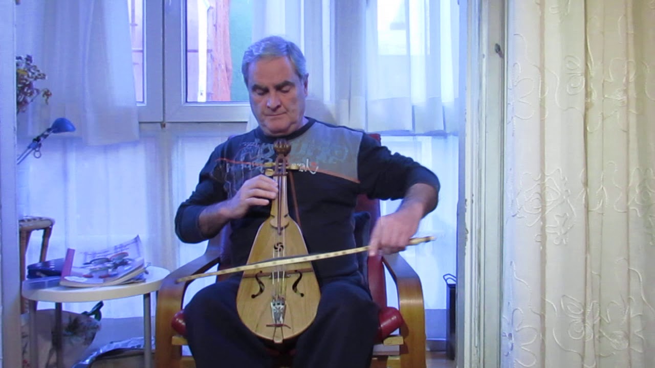 JOTA DE ADELA