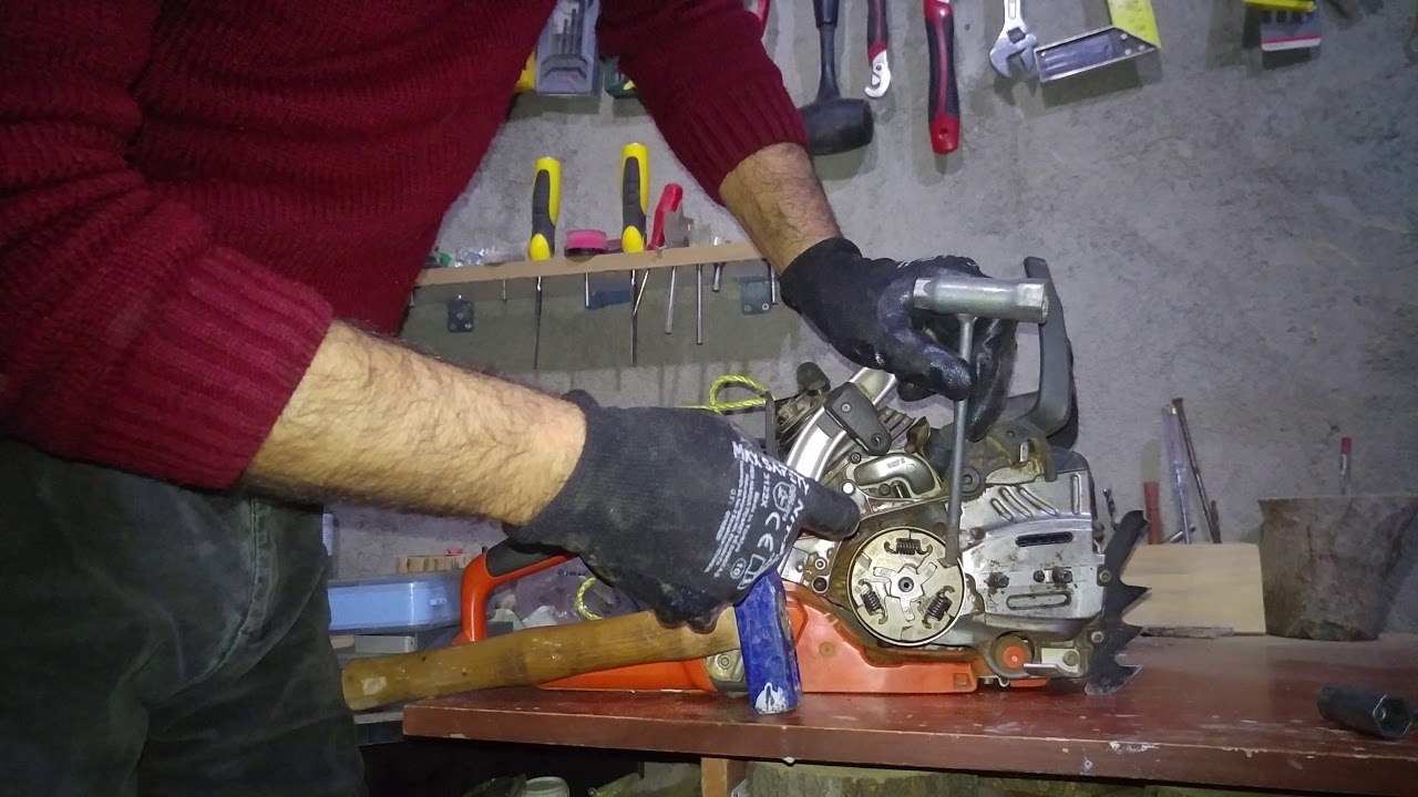 Husqvarna 562xp motorlu testere balata sökümü-zincir dişlisi değişimi(chainsaw repair Do It Yourself