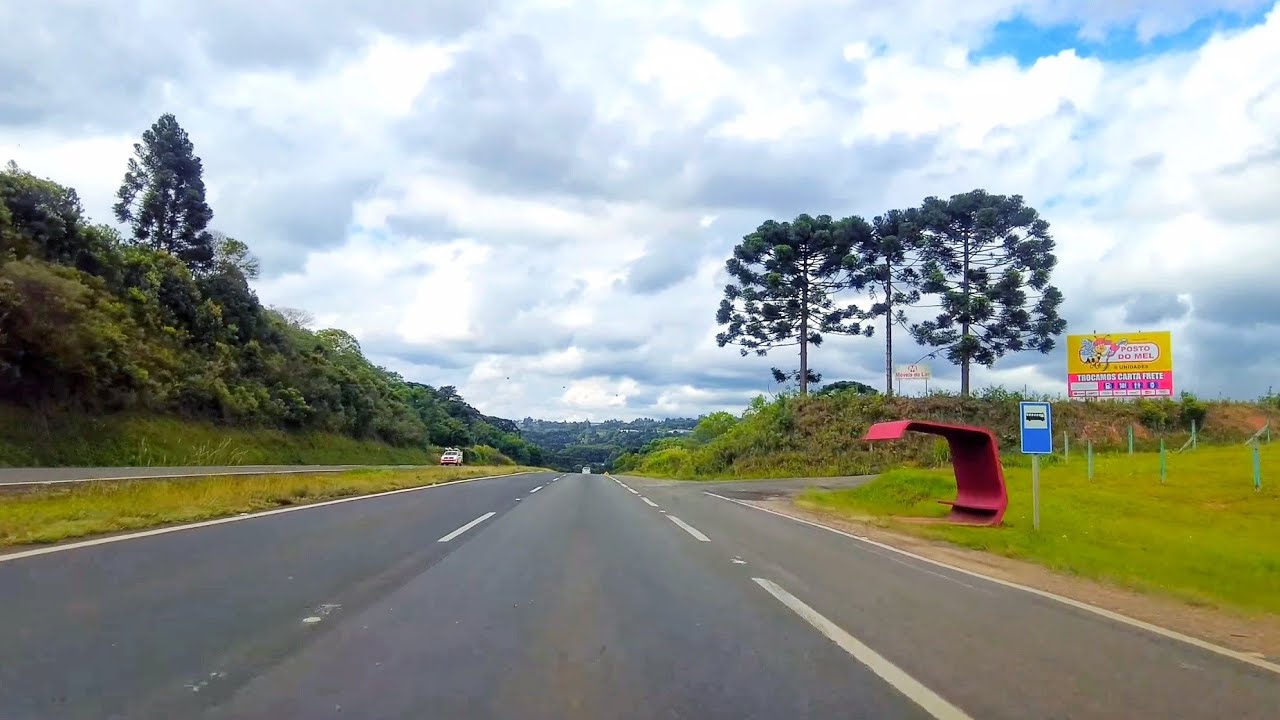 Dirigindo pela PR 151 em Castro PR