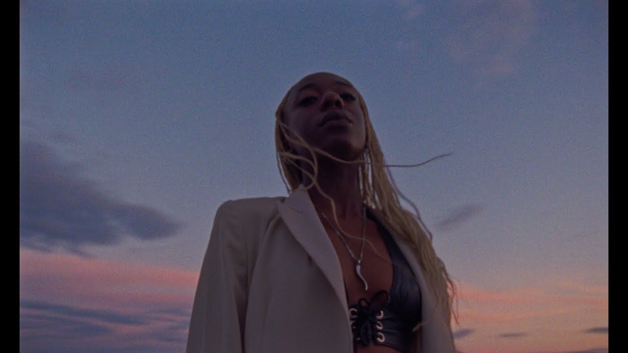 DEBBY FRIDAY - FATAL (OFFICIAL VIDEO)