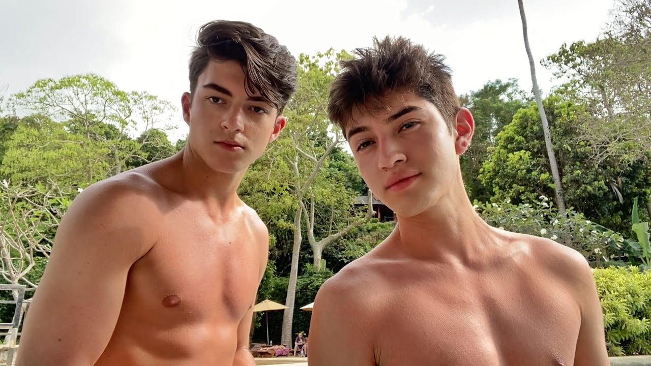 OUR FIRST NIGHT IN THAILAND!