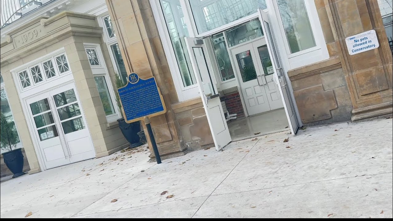 Allan Gardens Conservatory Vlog