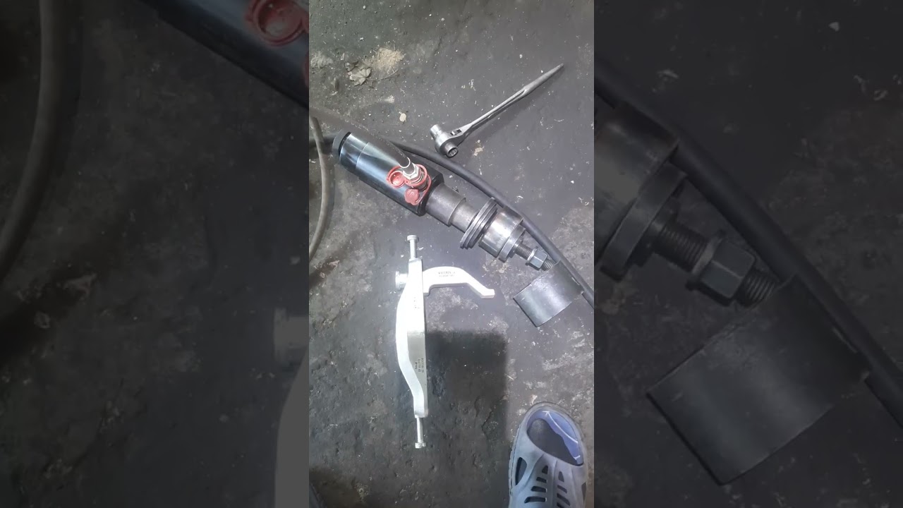 HYUNDAI TUCSON  замена подшипника ступици.