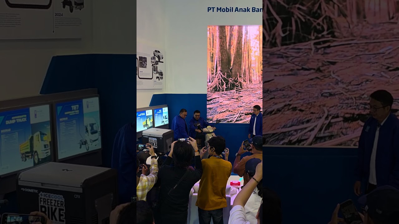 Launching Motor Listrik MAB di pamersn PEVS 2025 #trendingshorts #motorlistrik #pevs