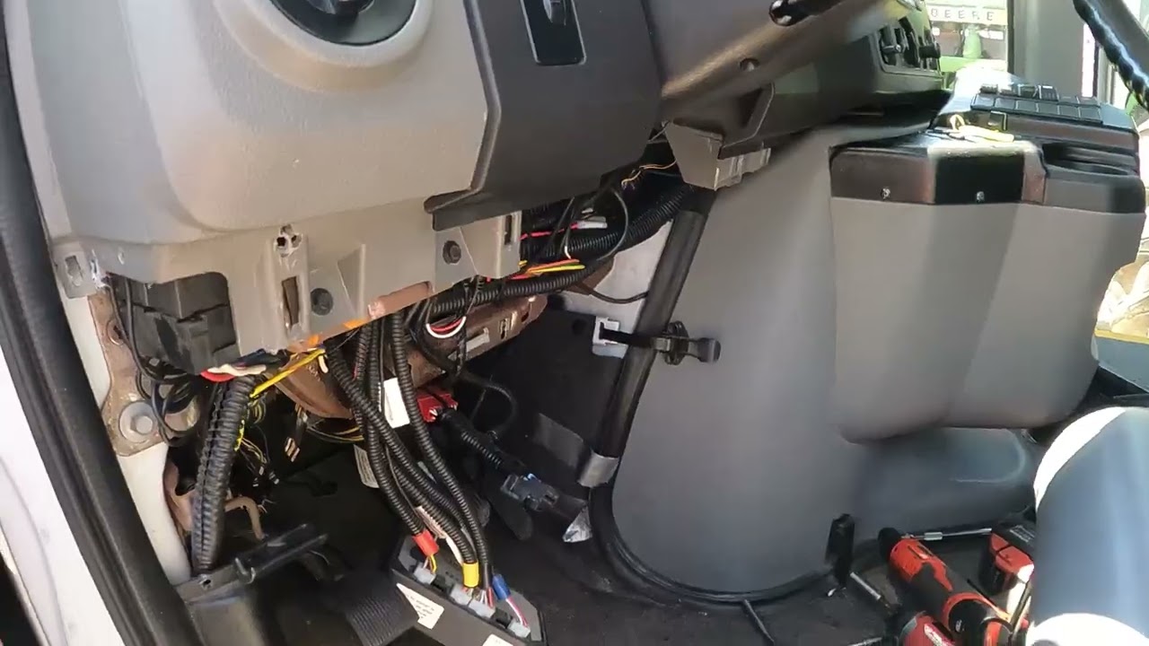Ford 350 2010 года выпуска застрял переключатель передач - соленоид блокировки переключения передач