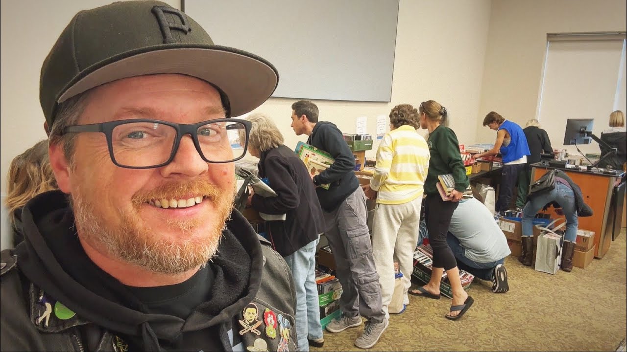Daily Vlog 1324 - My Most Intense Movie Hunt Ever // Cooper Memorial Library: Clermont, FL