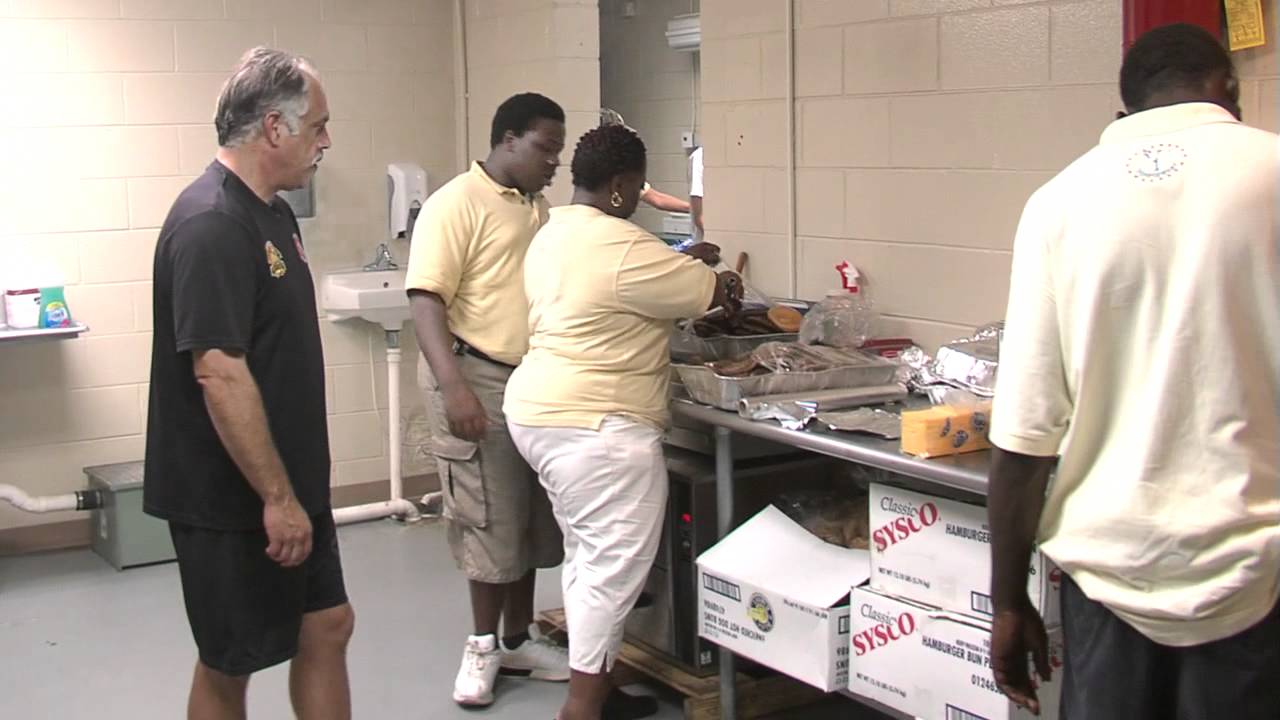 Wally Backman Orders a Sausage Dog (691)