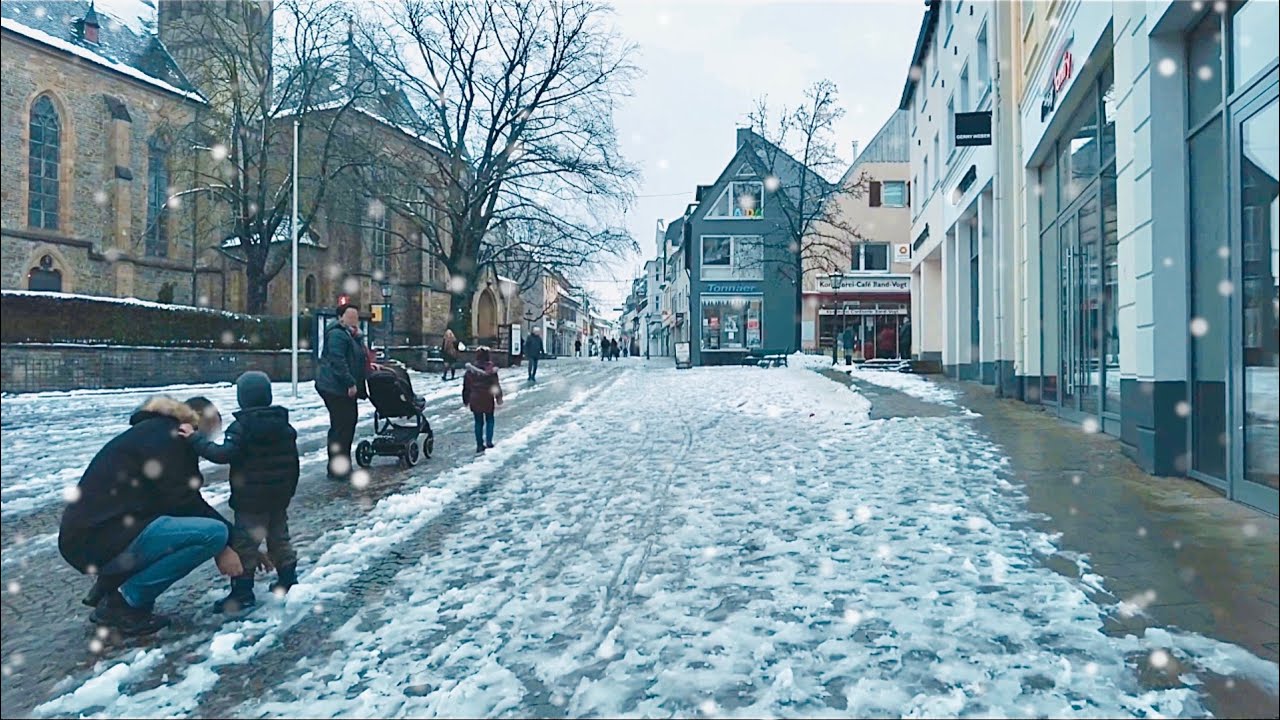 [4K] Snowy Day Walk in Ghost Town Ratingen Germany - Snow Walking Nature and City 2021