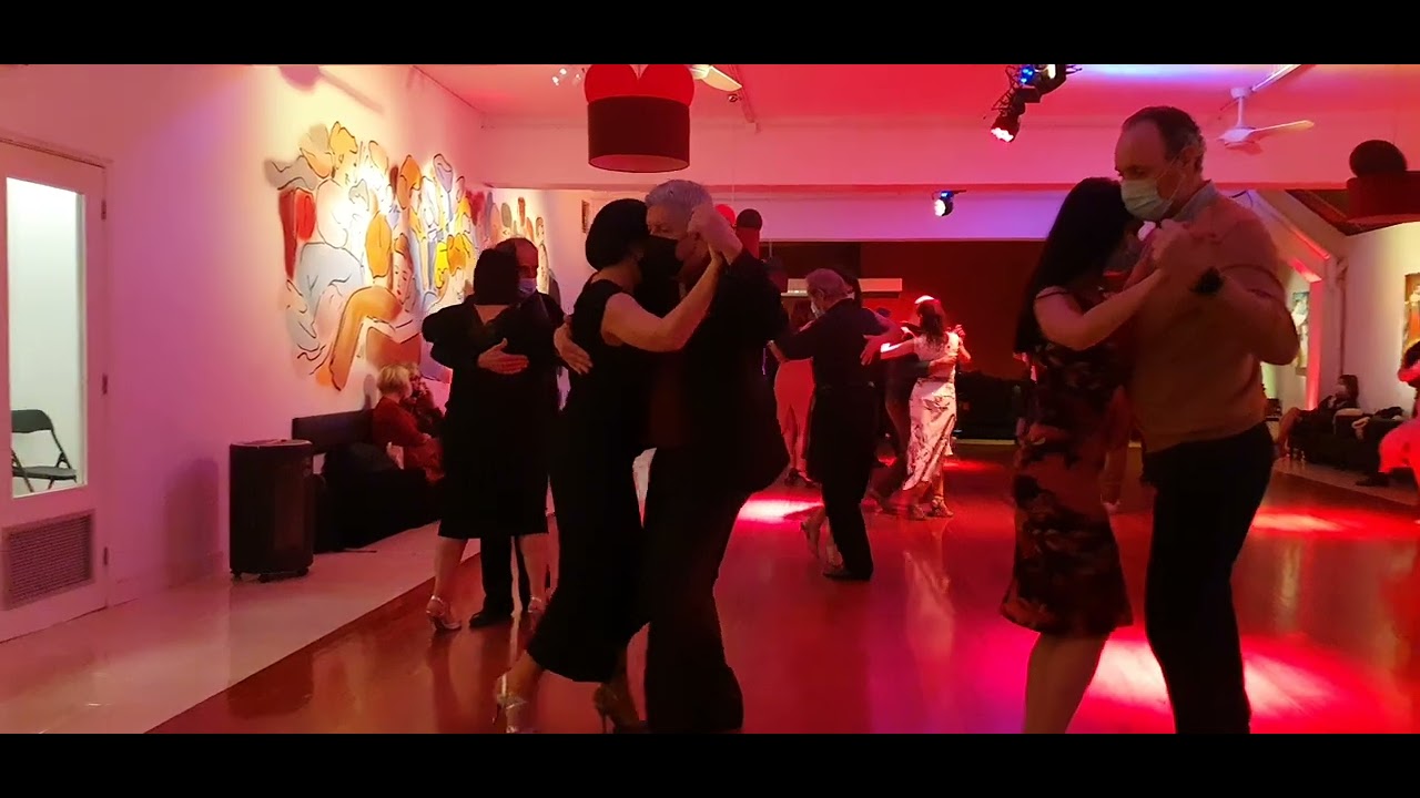 Milonga del Viernes em 11/02/22, na Escola Lição de Tango, Porto, Portugal