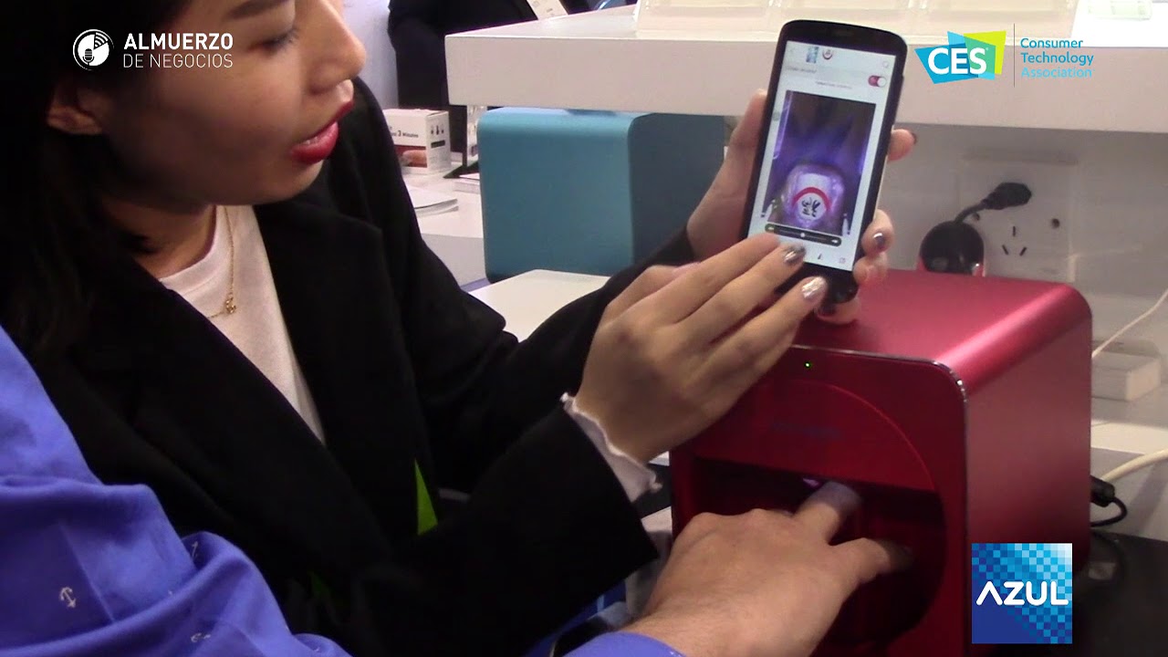 Impresora de Uñas O’2nails Mobile Nail Printer en el CES 2018