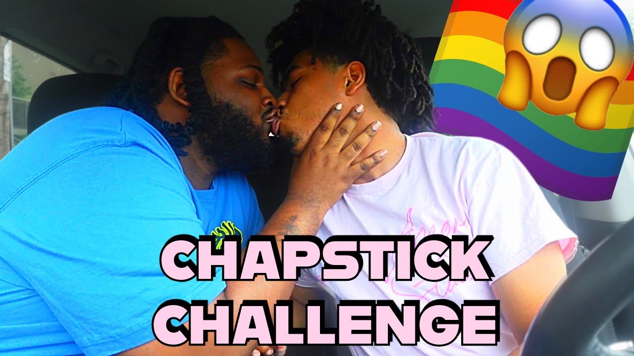 CHAPSTICK KISSING CHALLENGE! (GAY EDITION🏳️‍🌈)