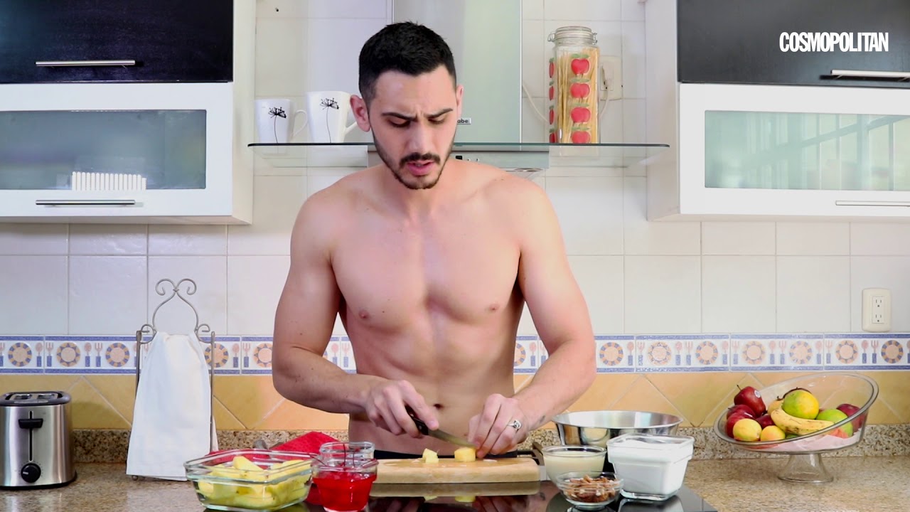 Alex Speitzer nos deleita con receta de ensalada de manzana para estas fiestas