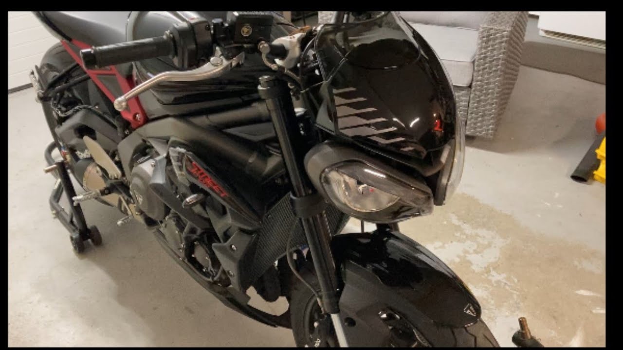 Street Triple R 765&hellip; I got updates!!  Ohlins shock installed and NO MORE HYPERFLASH!!
