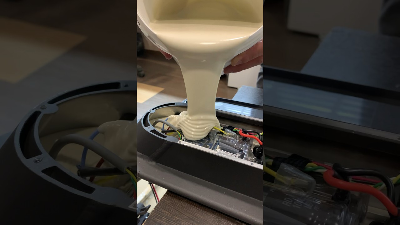 Полная гидроизоляция термостойким компаундом электросамоката Xiaomi m365. Компаунд Силагерм 2114