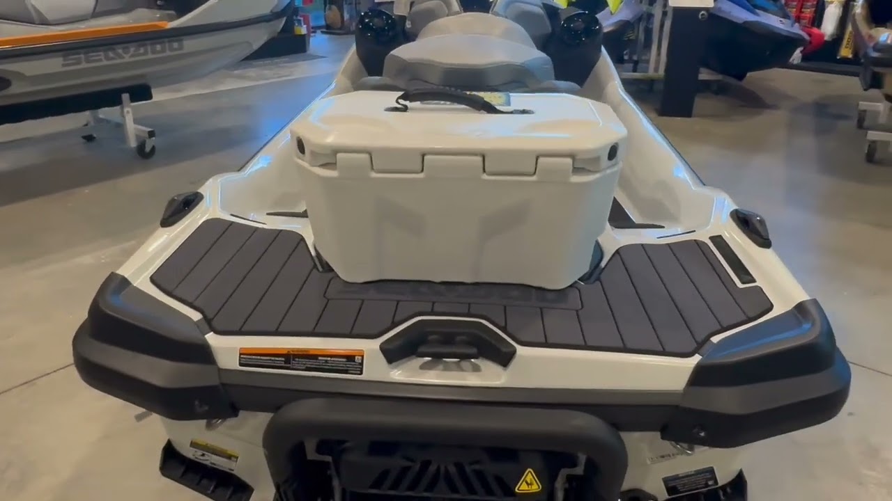 2025 Sea Doo GTX Limited 325 walkaround