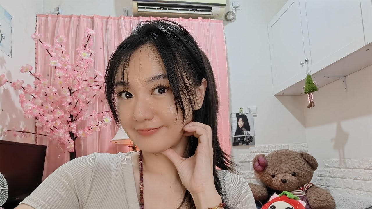 Carol De is live! Weekend 🥰