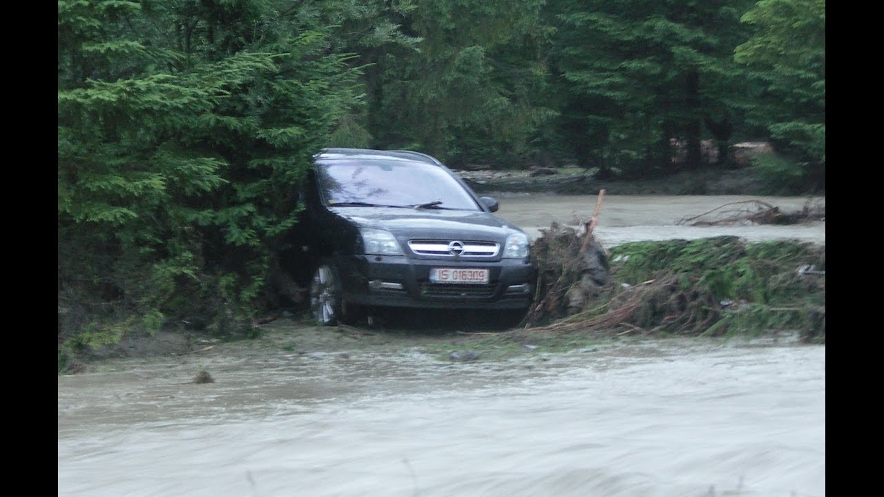 Inundatie Voronet  09 07 2005