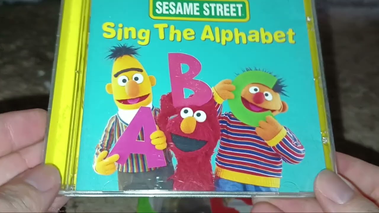 Sesame Street: A Sesame Street Christmas Carol DVD & Sesame Street: Sing The Alphabet CD Review.