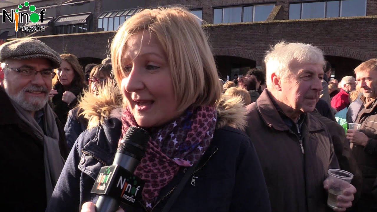 Veel volk en veel sfeer tijdens nieuwjaarsdrink van de stad Ninove.